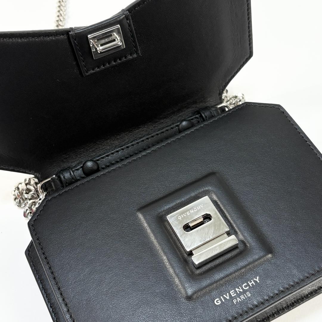 Givenchy Bow-Cut Chain Shoulder Bag Python Leathe… - image 14