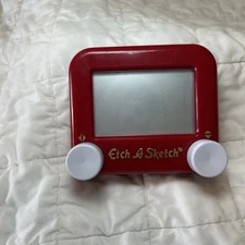 Spin Master Etch-A-Sketch Classic Mini Pocket Version Red
