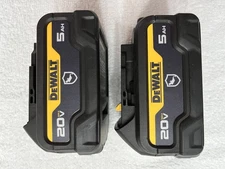 2 New Dewalt DCB205G 20V Max XR 5.0Ah Lithium Ion Oil Resistant Batteries Li-ion