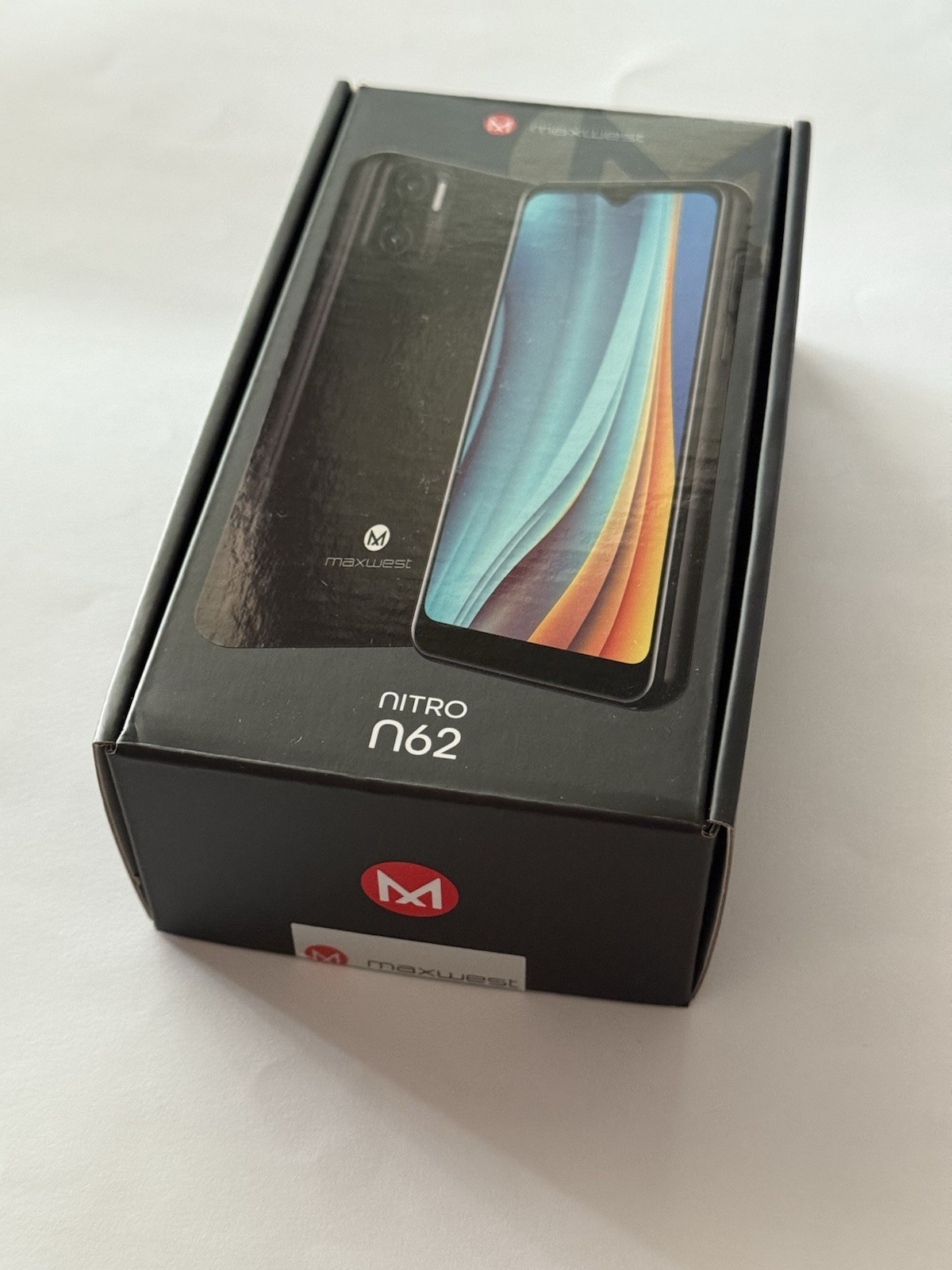 Open Box. Maxwest Nitro N62 LIGHT BLUE. 32GB (Unlocked) Dual