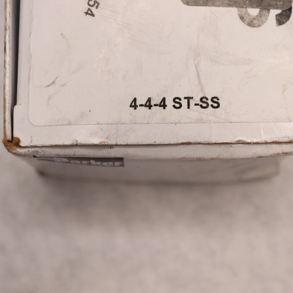 Parker Street Tee Pipe Fitting Stainless Steel 1/4" x 1/4" NPT 4-4-4 ST-SS - Image 2 of 4