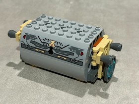 LEGO Star Wars: Millennium Falcon (4504) - NEAR COMPLETE - PLEASE READ**