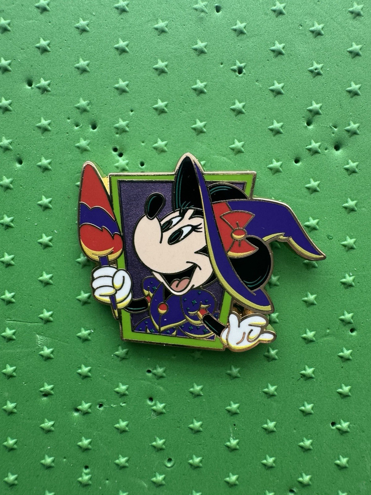 2024 Disney Mickey's Not So Scary Halloween Party Mystery Pin - Minnie Mouse
