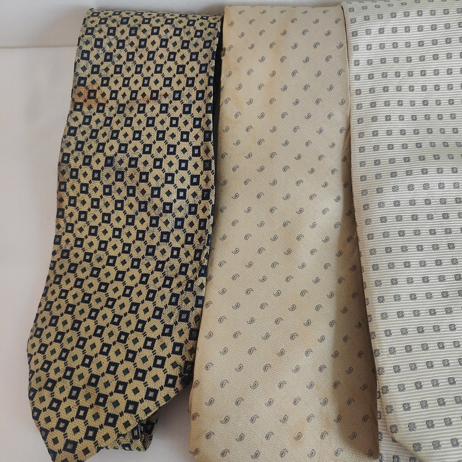 Various Patterns or New York Stained — view 3