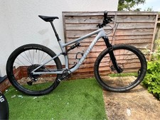 Specialised epic evo. 2021 it great condition, hardly used size large.