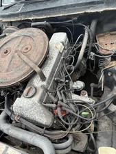 Mercedes W123 250 Straight 6 Engine and Gearbox M123.921