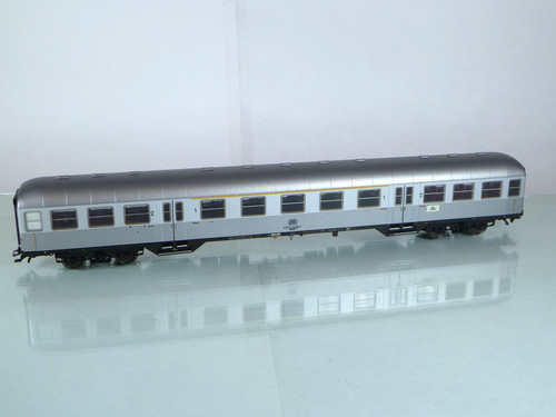 Märklin H0 43898 Nahverkehrswagen Silberling 1./2.Kl. der DB Top  JL42 o. | Zustand: Gebraucht