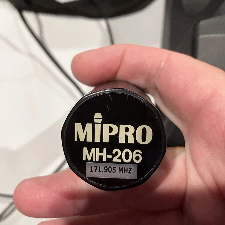 Altavoz Mipro MA-101 PA con micrófono inalámbrico con cables/correa/estuche probado Foto 2 de 4