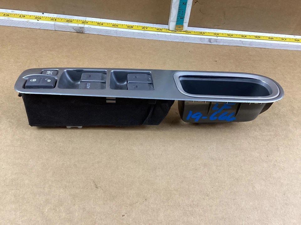 2006-2007 Subaru B9 Tribeca Front Left Driver Door Master Power Window Switch - Image 2 of 4