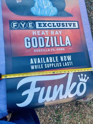 SUPER RARE HUGE 72”x24” GODZILLA Vs KONG FUNKO Fye PROMO Banner Sign Double Side - Picture 8 of 10