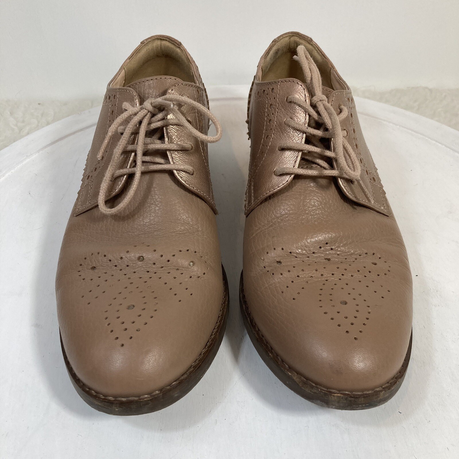 clarks womens wingtip shoes