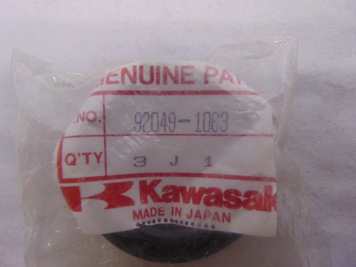 ひいしゃ　1104 New OEM NOS 1985-1990 Kawasaki EN500 Brake Switch Bracket PN:32059