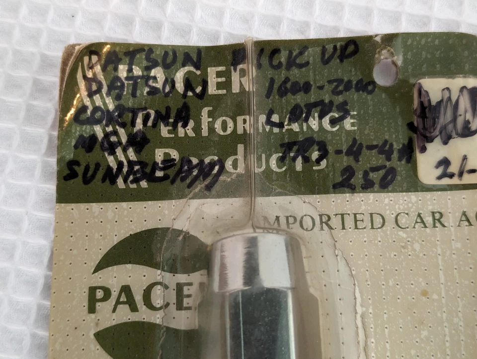 Vtg Pacer Mag Wheel Locks Automobile Accessories For Imports 21-153 Model MWL 9 - Image 4 of 4