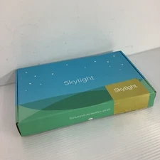 SKYLIGHT 10” WI-FI DIGITAL PICTURE FRAME – REFURBISHED & LOOKIN’ FINE