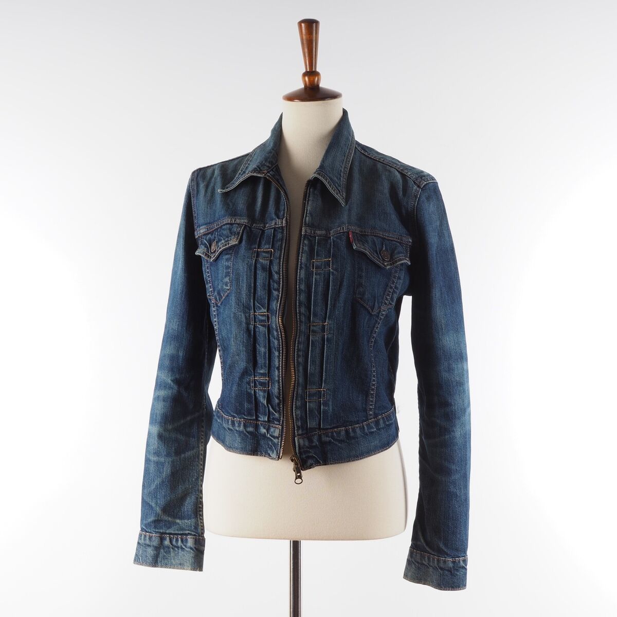 Vintage Levis Women's Ful Zip Denim Jean Jacket M Medium 90s Vintage Levis Women's Ful Zip Denim Jean Jacket M Medium 90s