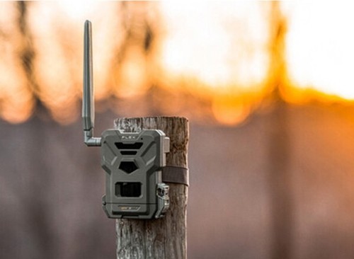 NEW Spypoint FLEX Cellular SMS Trail Nature Camera 33 Meg (UK Stock) BNIB - Picture 5 of 12
