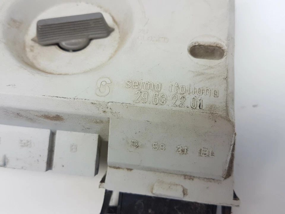 Piloto trasero audi 80/90 (b3) 1991 29632201 GUST13121 Foto 4 de 4