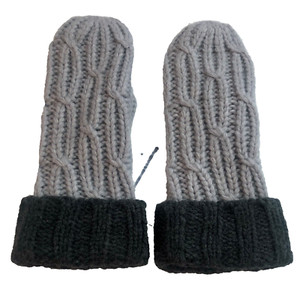 NEW Women's Two Toned Gray Knit Stretch Mittens ONE SIZE FITS MOST