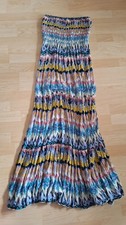 Sommerliches Maxikleid in Bandeau Form