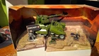 Mega Bloks Halo Universe UNSC Scorpion 97039 Metal Series Diecast Set   read