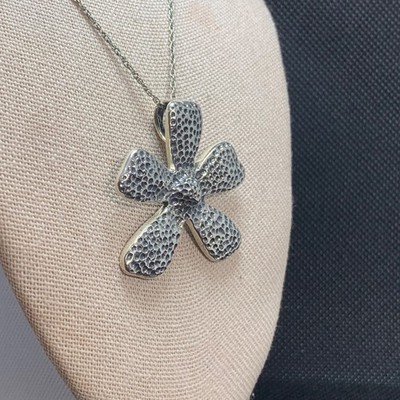 Strukturierte Blume Design Anhänger Halskette Sterlingsilber 925 Größe 18'' Länge