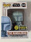 Funko Pop! Vinyl: Star Wars - The Mandalorian GITD SE #345 w/ Pop Protector