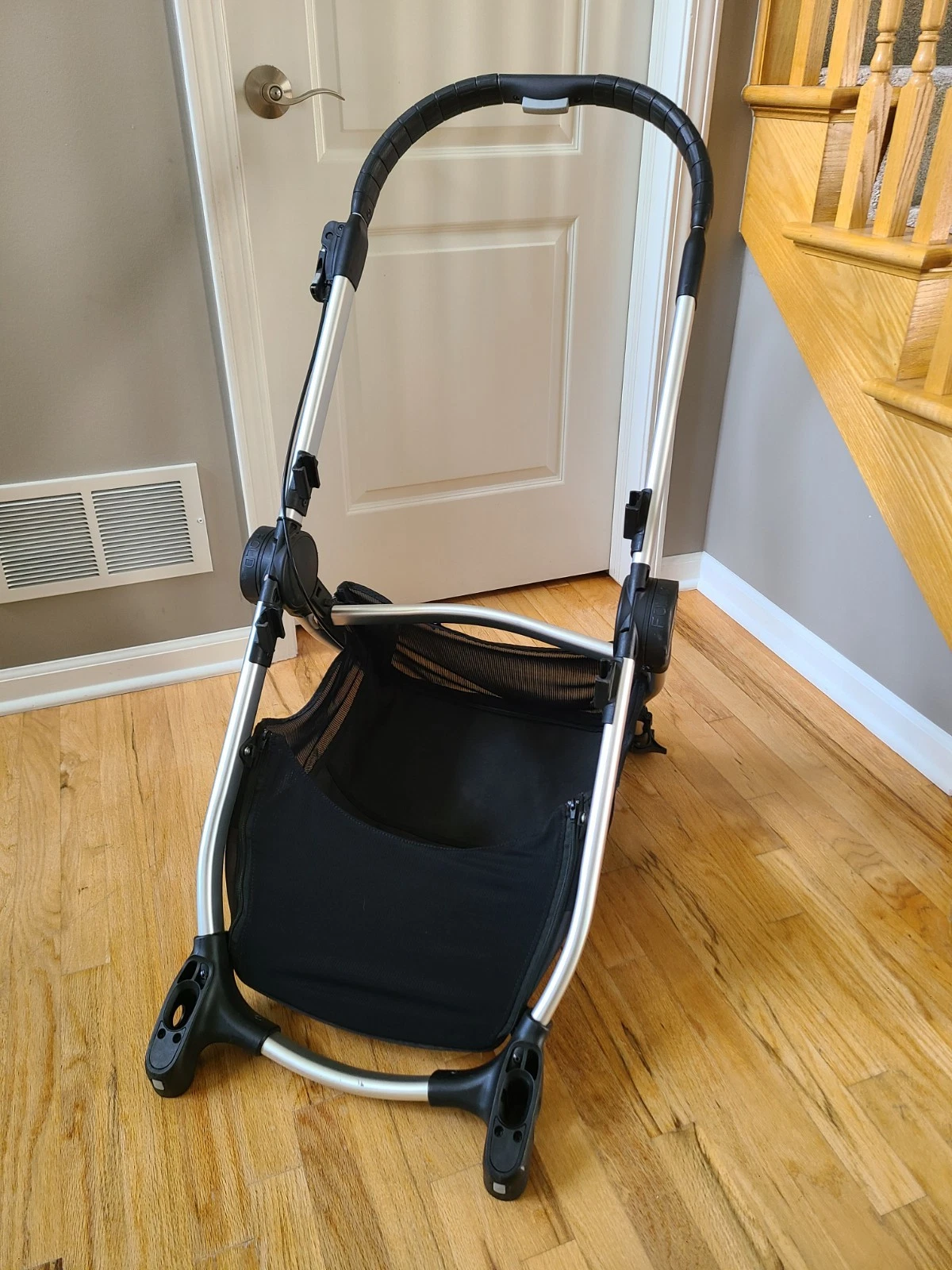 City Select Baby Jogger Stroller Replacement Chassis Frame SILVER Great Cond!