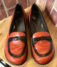 DANSKO RED  BLACK LEATHER DANIELLE BOW ACCENT SLIP ON LOAFERS 39/8.5M