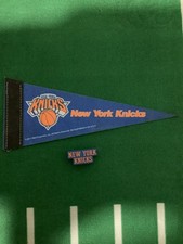 New York Knicks Crocs Shoe Charm Jibbit mini banner