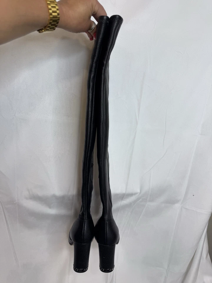 Botas de cuero negras hasta el muslo Michael Kors talla 7,5 para mujer’s Foto 3 de 4
