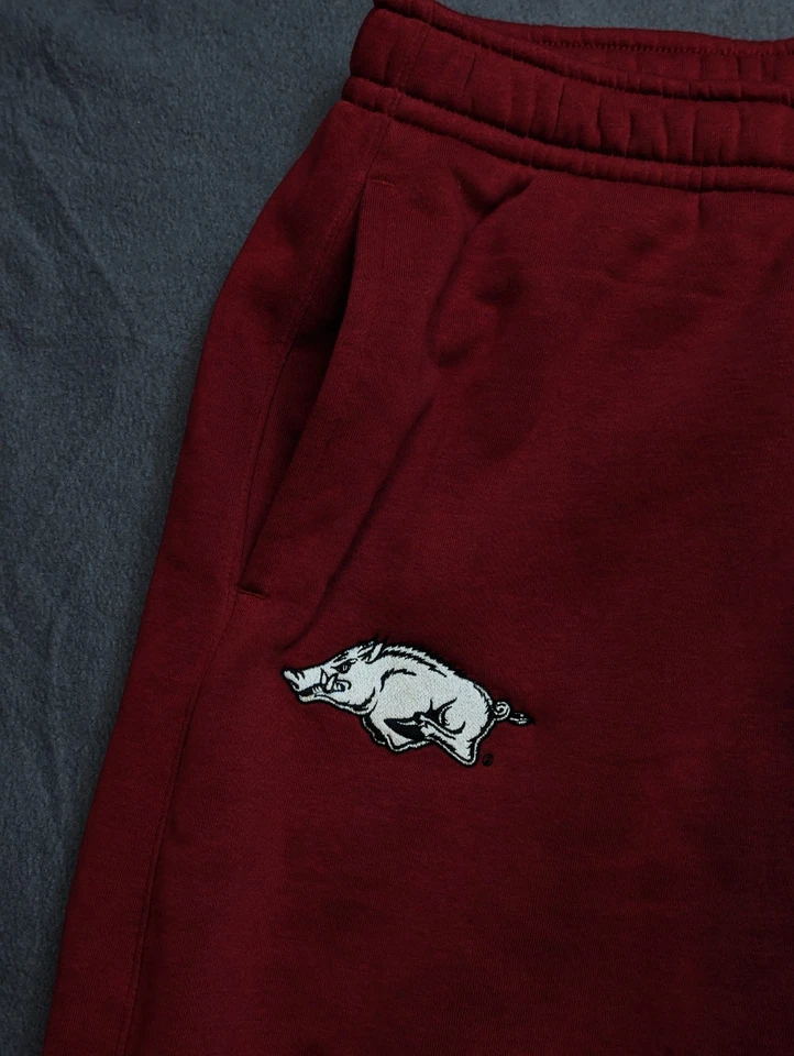 Calça de moletom Nike Arkansas Razorbacks clube lã jogger masculina L HM2853-613 - Imagem 4 de 4