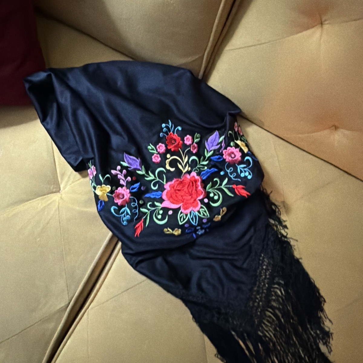 Black Floral Flamenco scarf Piano Shawl Embroidered Vintage Fringed 60” X 30” View 4