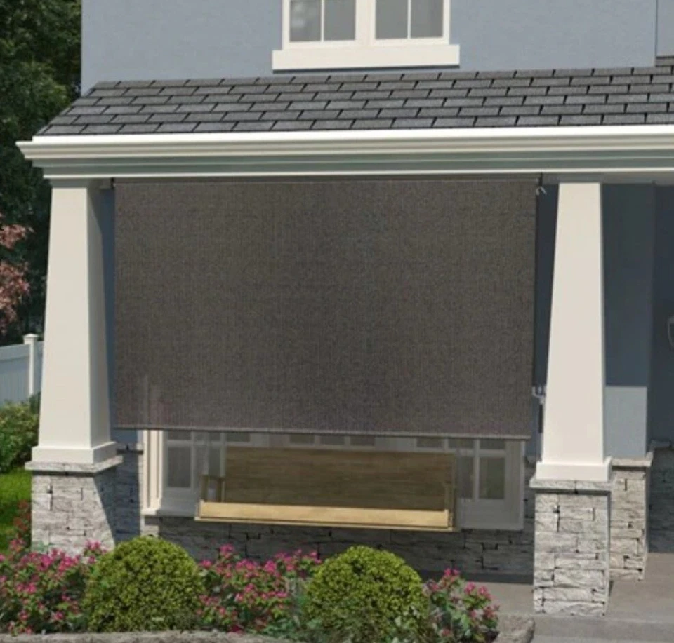 Persiana enrollable exterior Coolaroo 120 pulgadas x 72 pulgadas Foto 2 de 2