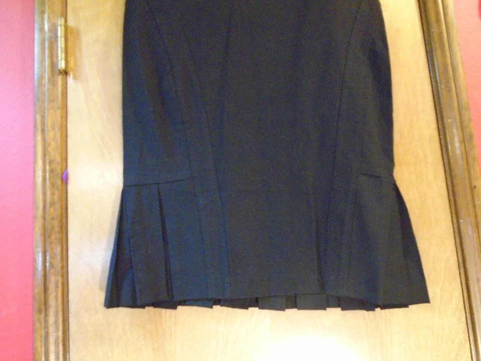 XOXO Women's Black A-line Skirt Size 7/8 - Image 2 of 4