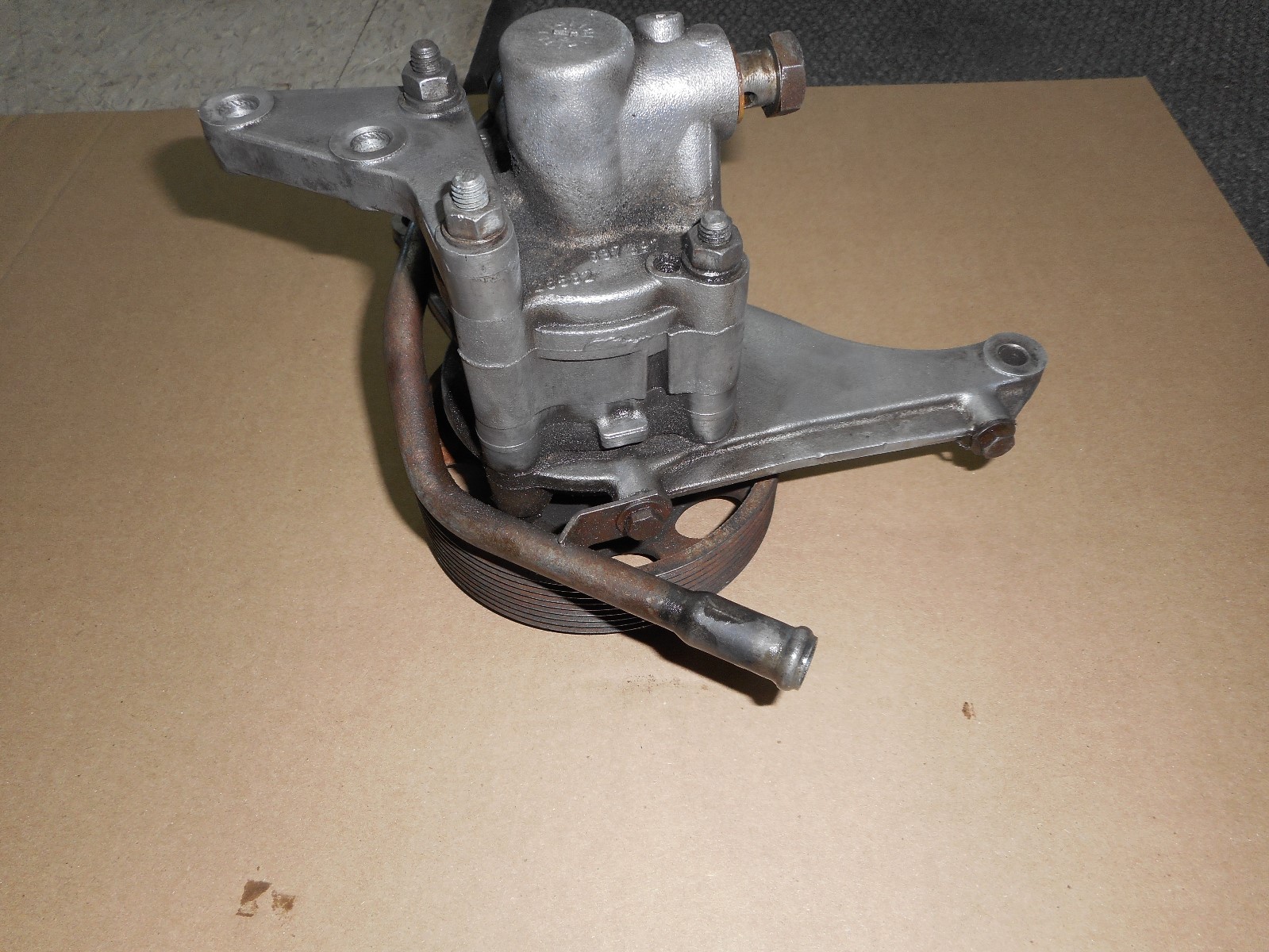 Ferrari Vickers pump Lenkhelfpumpe Type 216
