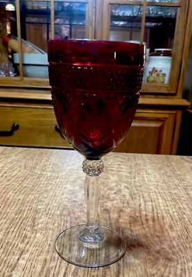 Vintage CRYSTAL D' ARQUES DURAND RUBY RED WATER / WINE GOBLET.