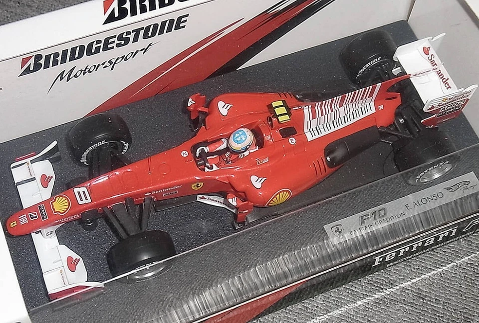 Mattel Hot Wheels Bridgestone 1/18 Ferrari F10 Figura Alonso F1 GP 2010 Foto 2 de 3
