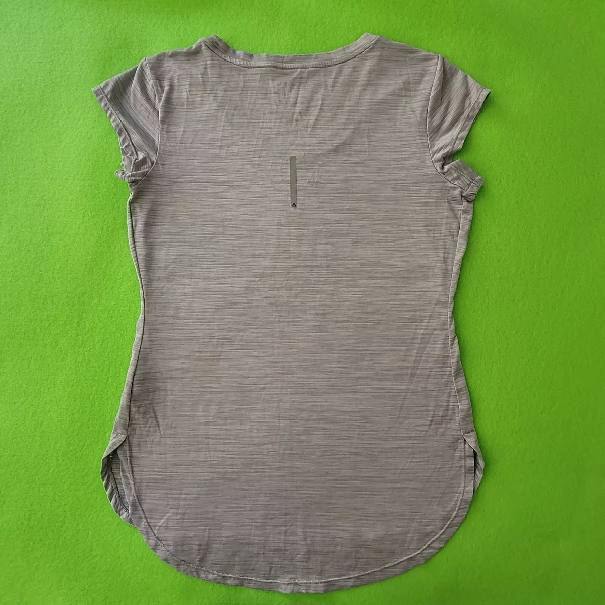 Reebok dri fit t shirt womens silver deals