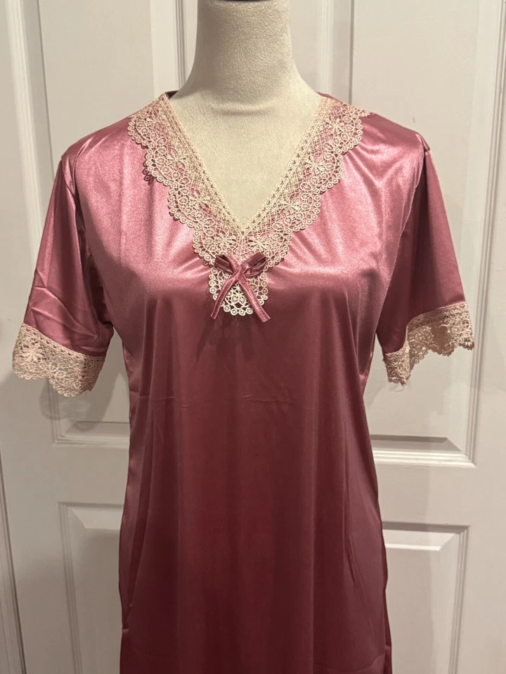 Camisón fino sedoso manga corta rosa rosa talla L/XL (36"Lx20"W) para mujer Foto 2 de 4