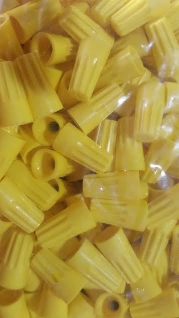 2 High quality new Sacramento Mall 500 WIRE CONNECTORS YELLOW STRAIGHT STYLE BARRELL SCREW-IN NUT