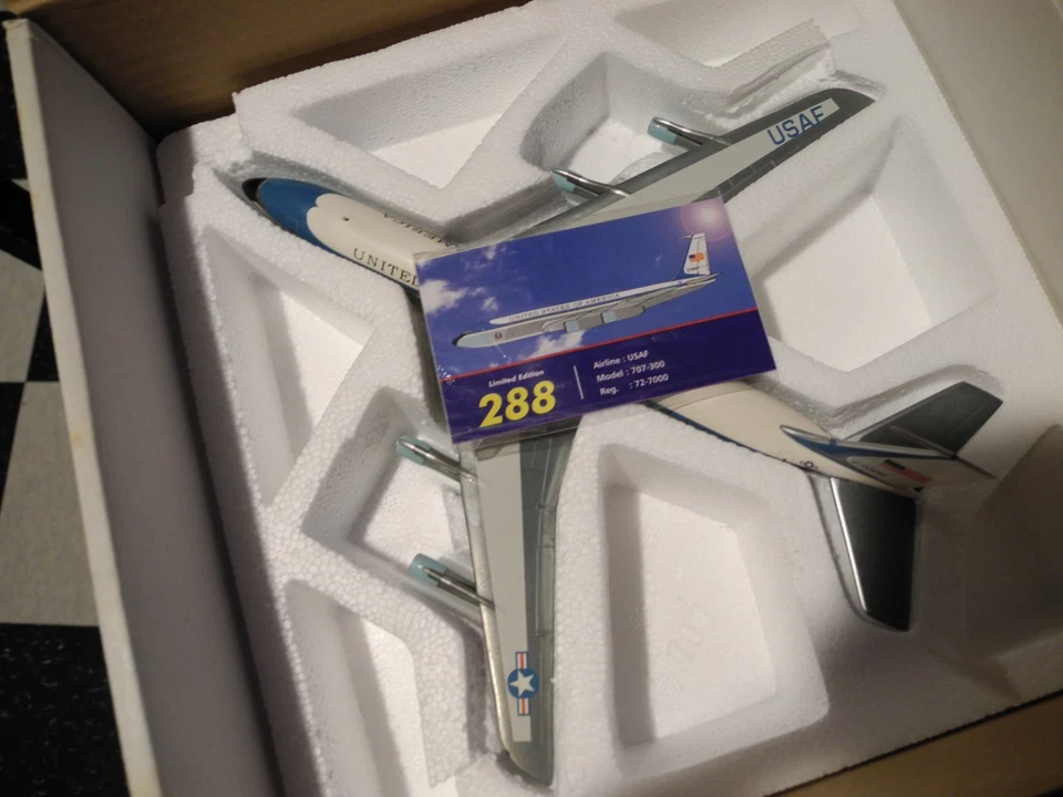 SUPER RARO, BOEING 707 a bordo, Estados Unidos de América ED, 1:200, ¡SOLO 288! Foto 4 de 4