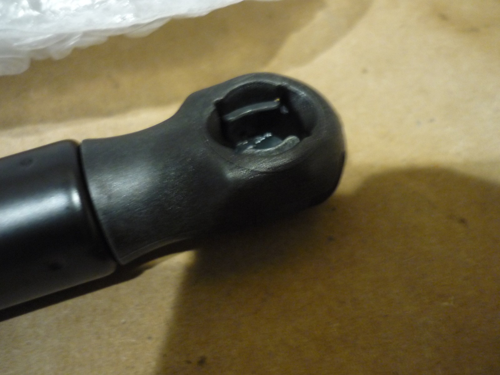 Ferrari 458 - Front Lid Gas Strut (NEW) - P/N 82750900