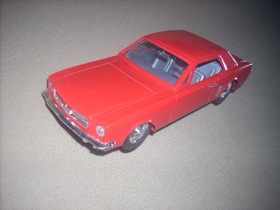 LUXE CAR '65 FORD MUSTANG, TIN, NEVER PLAYED WITH, RARE ! - Image 3 of 4