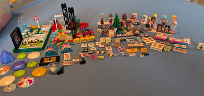 Lot of hundreds LEGO special parts & pieces, decor, people, eyes, structures
