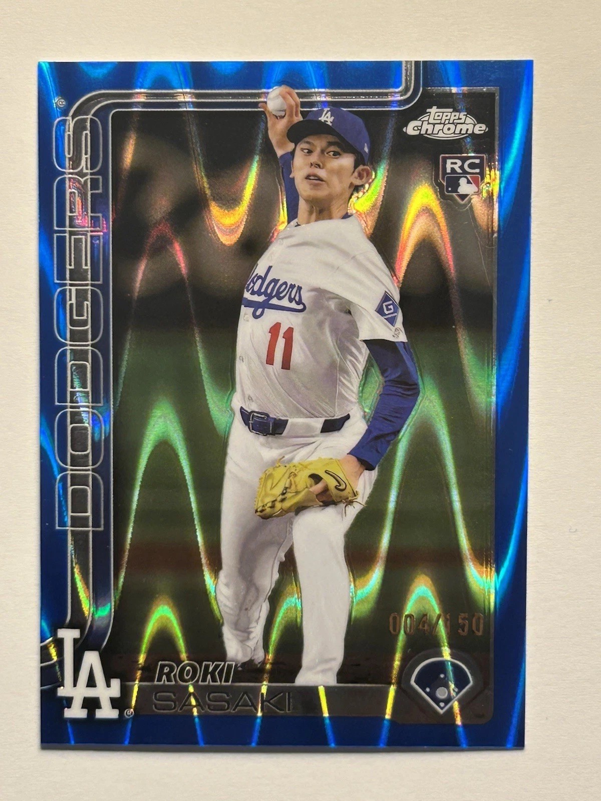 2025 Topps Chrome Roki Sasaki #217 Blue Raywave Refractor 4/150 (RC) Color Match