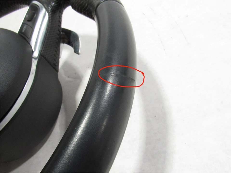 Conjunto perforado volante asistido Audi R8 V10 2015 14-17; $8 Foto 3 de 4