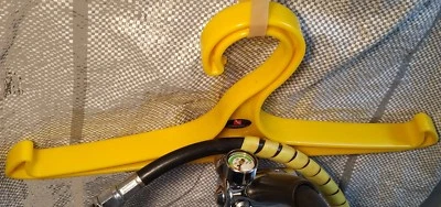 BEAVER Percha traje húmedo y pulpo BCD una percha Carlsberg? Muy robusto