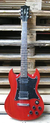 Guitarra eléctrica CG6 ROJO VINO - Cuerpo de madera maciza - Diseño genial - Guitarra eléctrica MSA