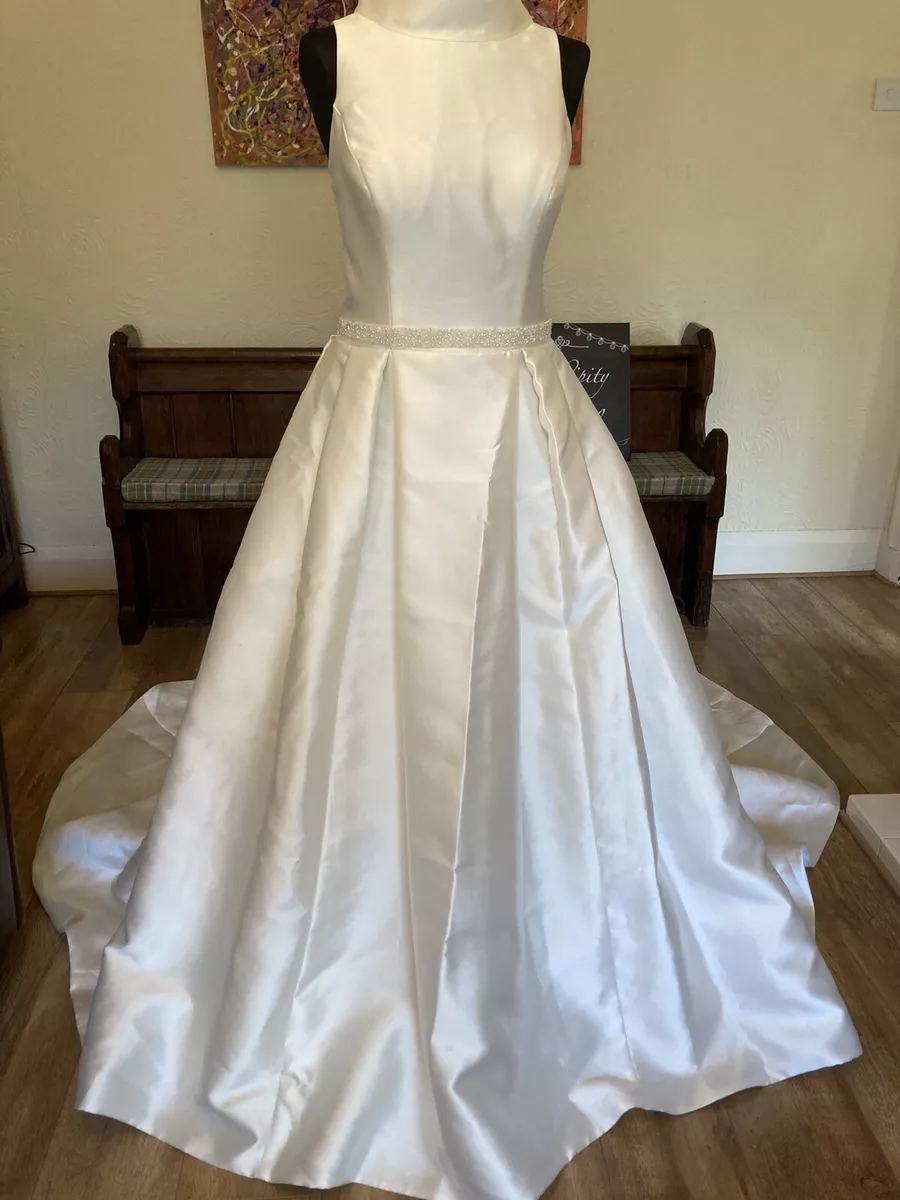 Baileys bridal shop