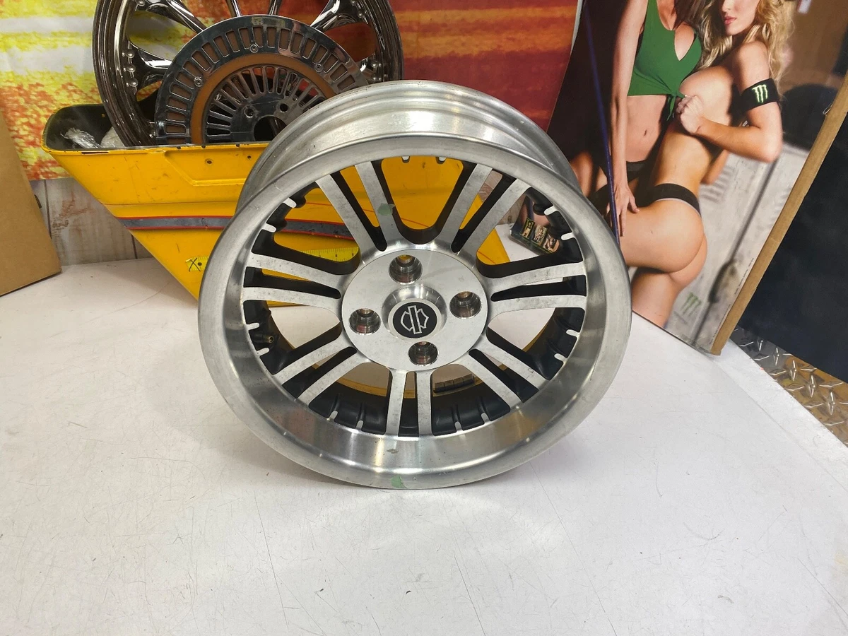 Harley davidson tri cheap glide rear wheels